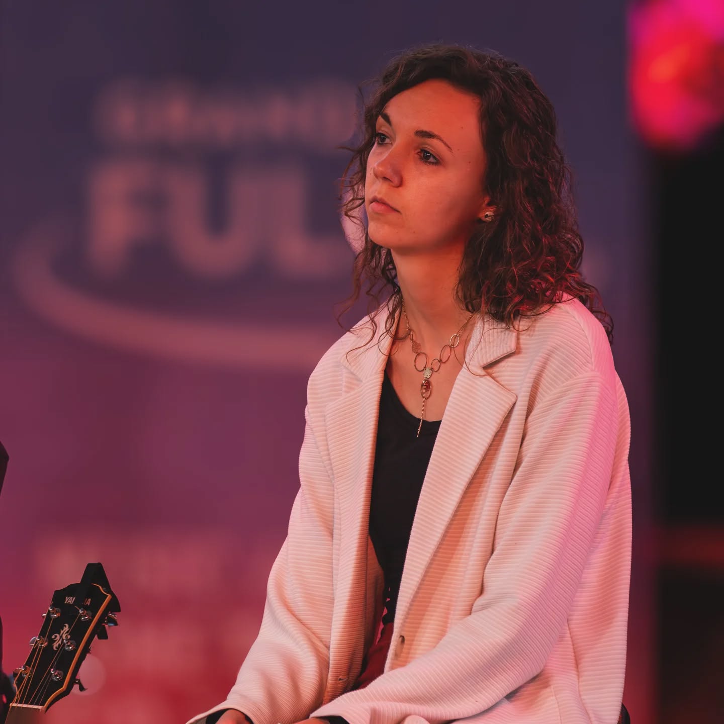 Ik zit vol snot en klink als een zeehond 🦭 Mocht je je afvragen waar de schrijffilmpjes zijn deze week.
Ja, ik ben ziek dus. Een hardnekkiger koutje dan ik in eerste instantie dacht, dus nu maar even flink bijkomen en vooral mijn stem rust geven.
Die bingokaart maak ik later wel af💪