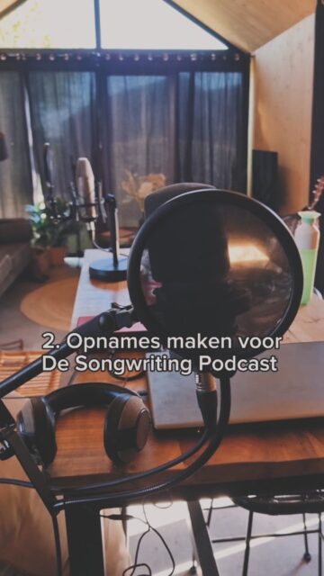Een weekje writerscamp is héél gezellig en creatief, èn intens haha😘 

Er zijn niet alleen liedjes geboren, maar ook flink wat afleveringen voor @desongwritingpodcast !