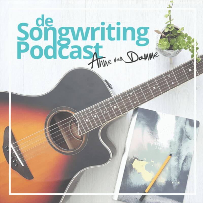 In de songwriting podcast krijg je tips over het schrijven van liedjes, en inspiratie!